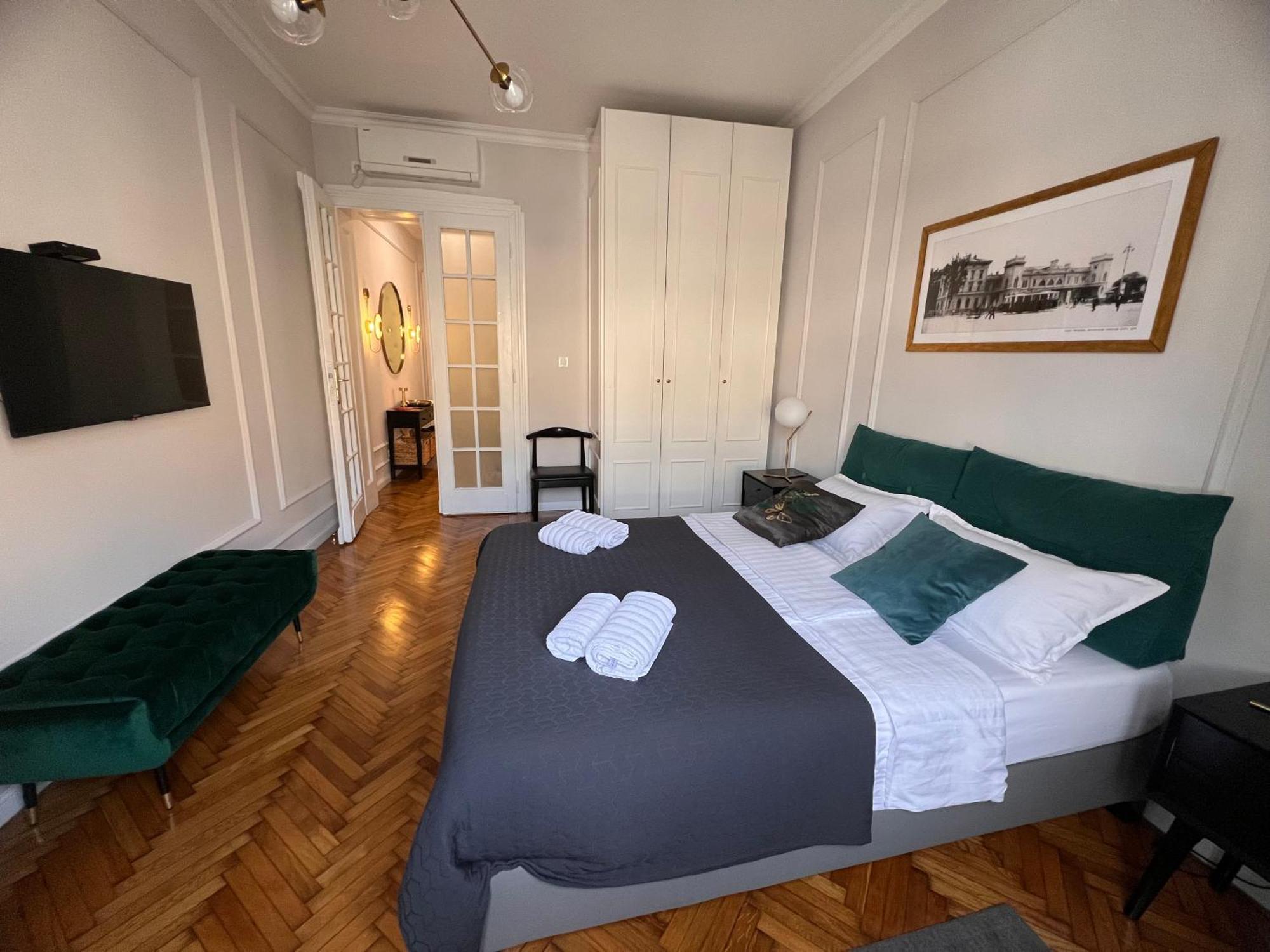 Dragonfly Residence Beograd Ngoại thất bức ảnh